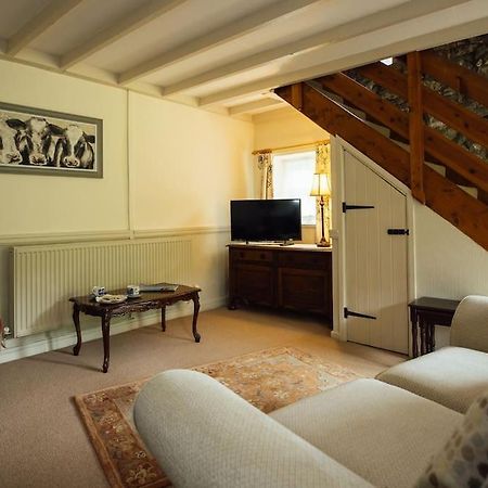 Dairy Cottage At Scolton Cottages - Indoor Pool Haverfordwest Esterno foto